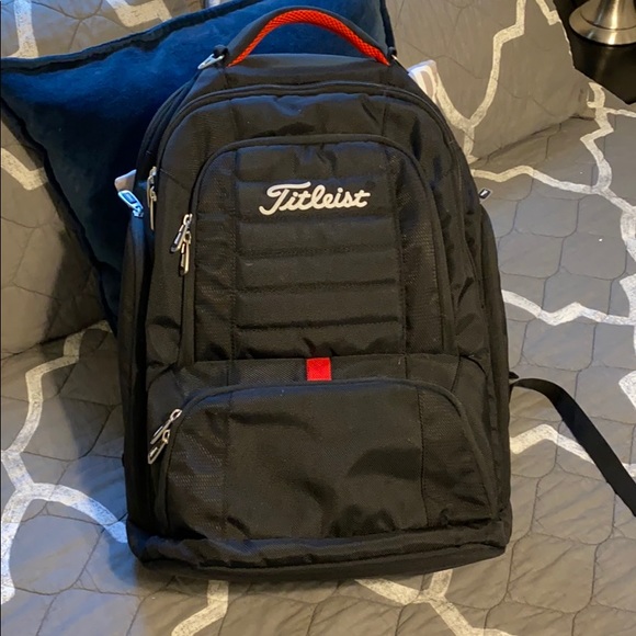 titleist essential backpack